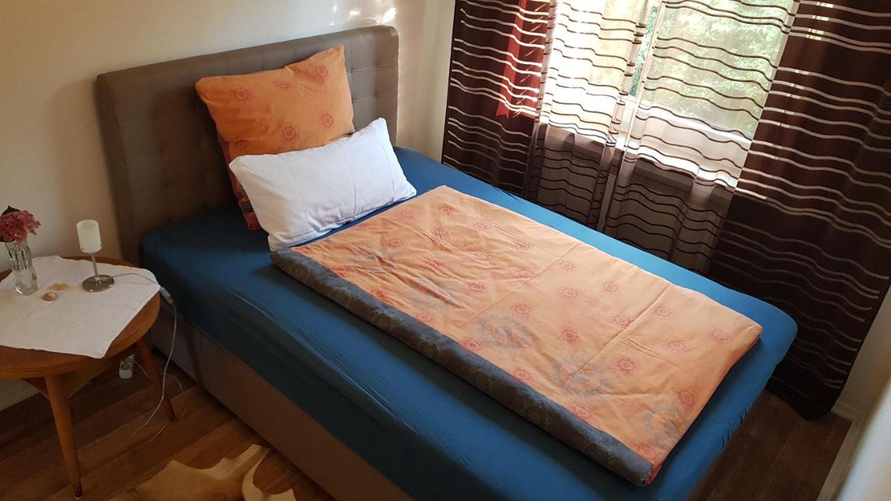 Stadtnahe Wohnung Mit Kl.Balkon Und Parkplatz 올덴부르크 외부 사진